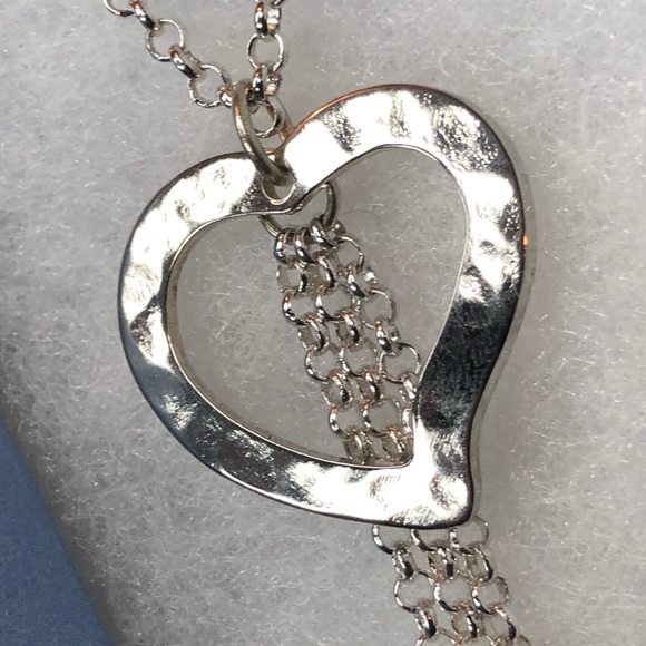 Vantel Pearls Three of Hearts Necklace - Picture 2 of 11